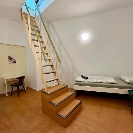 Appartement Modernes 11 Fuer Monteure Und Handwerker Mit Eigenem Parkplatz Fuer Pkw Ludwigshafen am Rhein